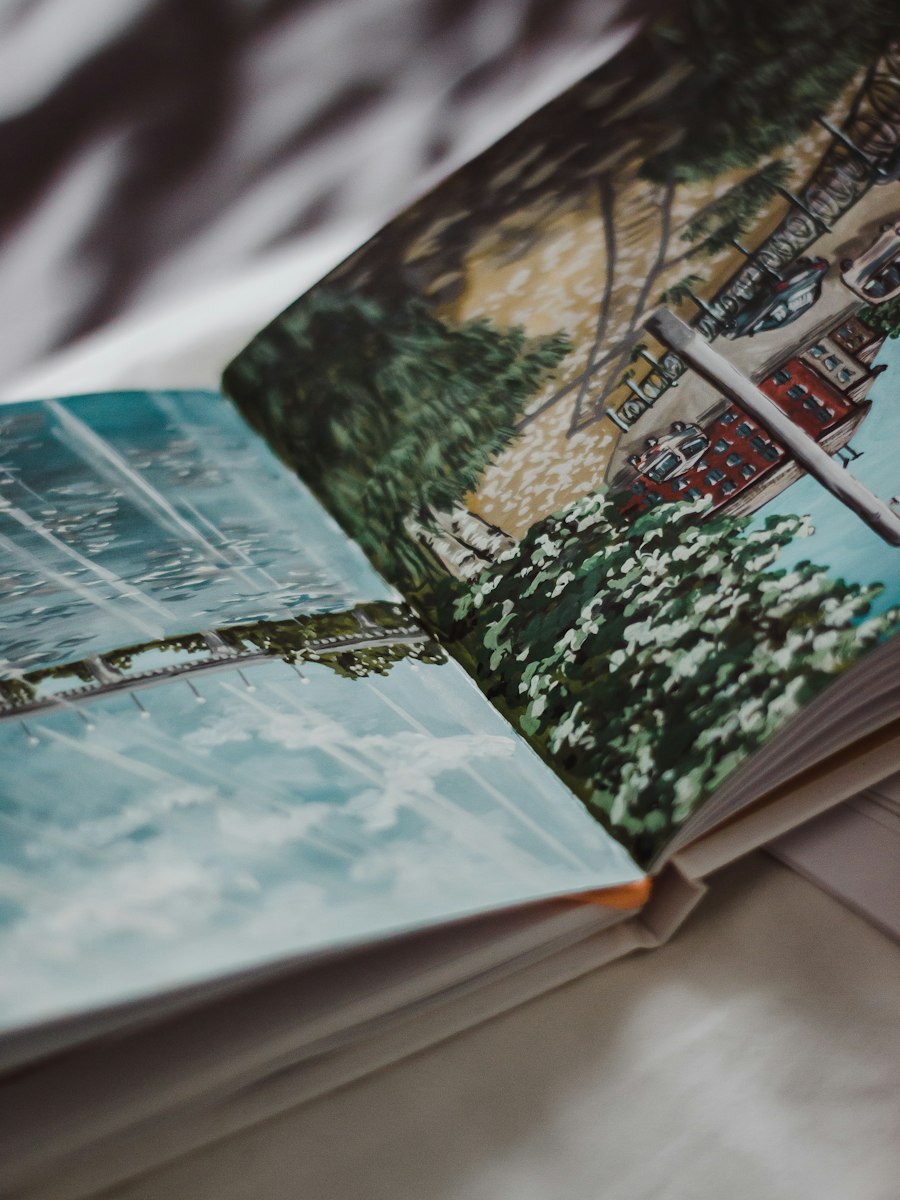 Книга детская "Азбука в картинках"